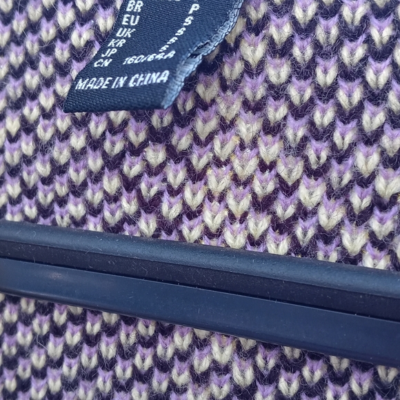 Sweater - Picture 3 of 3